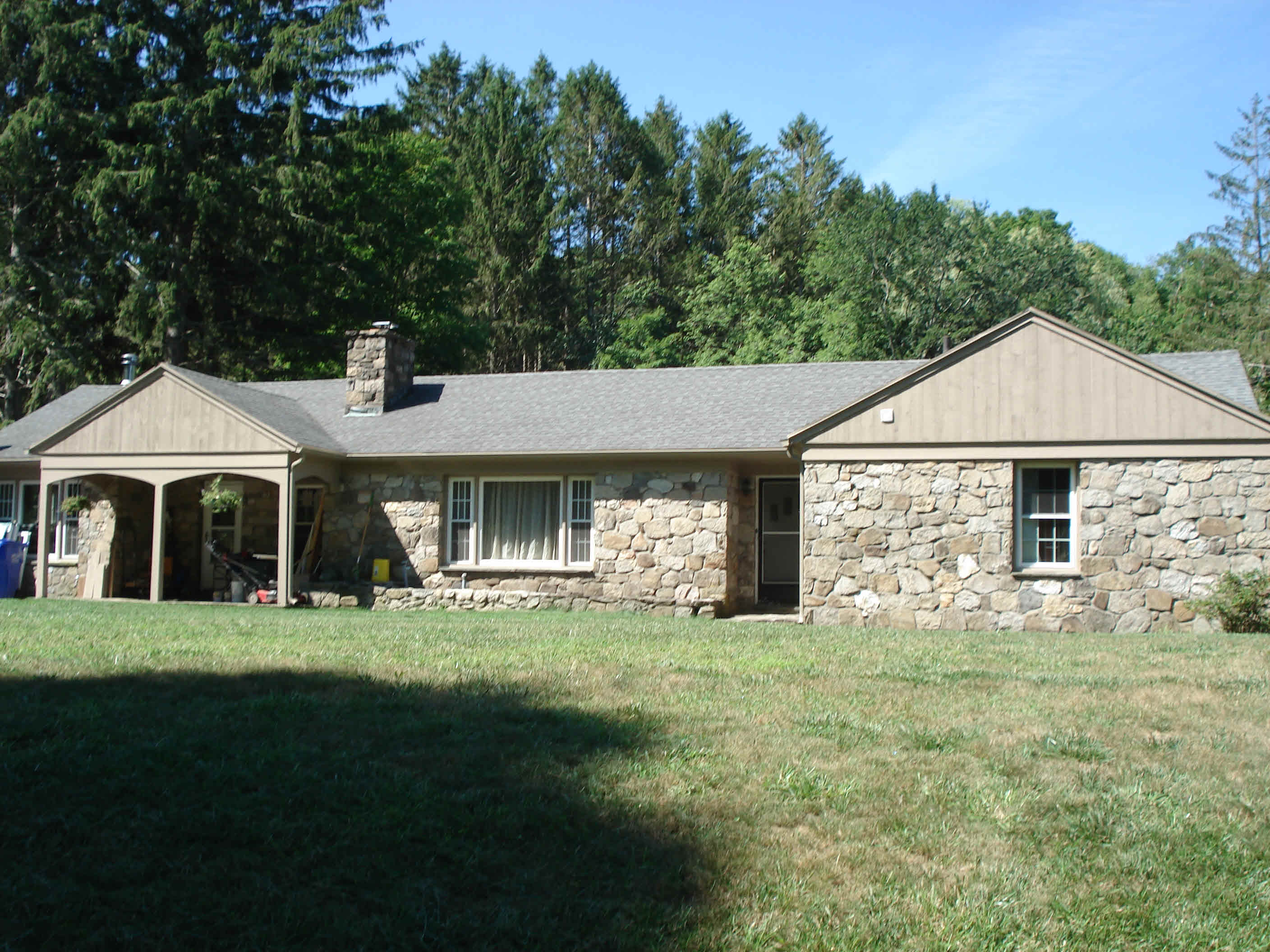 Building photograph for 5 KEELER RD